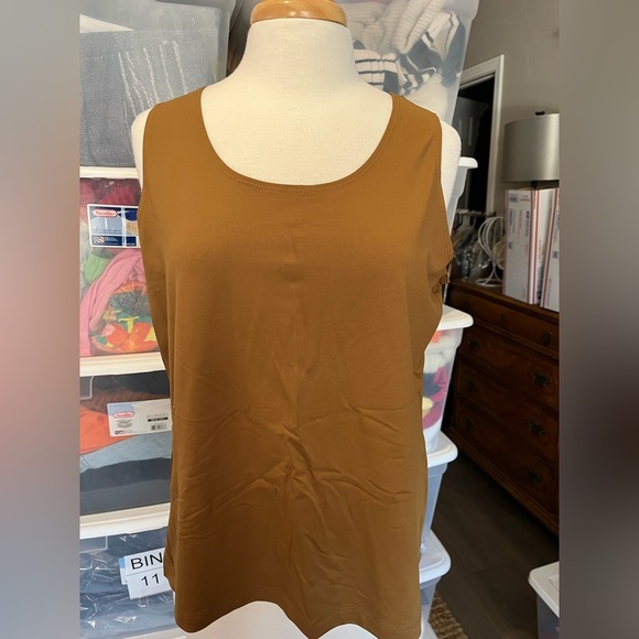 Chicos Tank - Picture 1 of 7